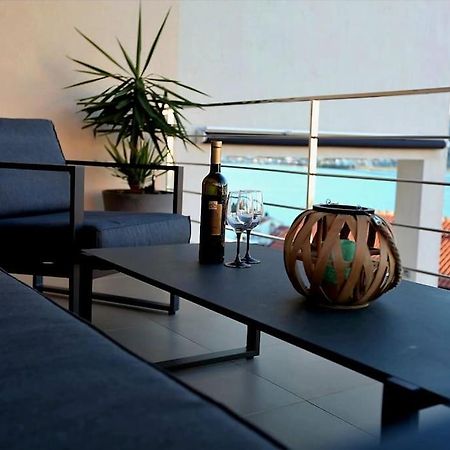 Luxury Villa Lana Apt, Seaview Terrace, Large Outdoor Space, Bbq Трогир Экстерьер фото